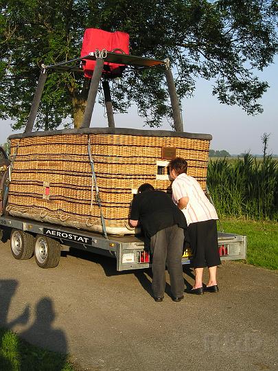 Ballonvlucht 24 mei 2007 (4).JPG